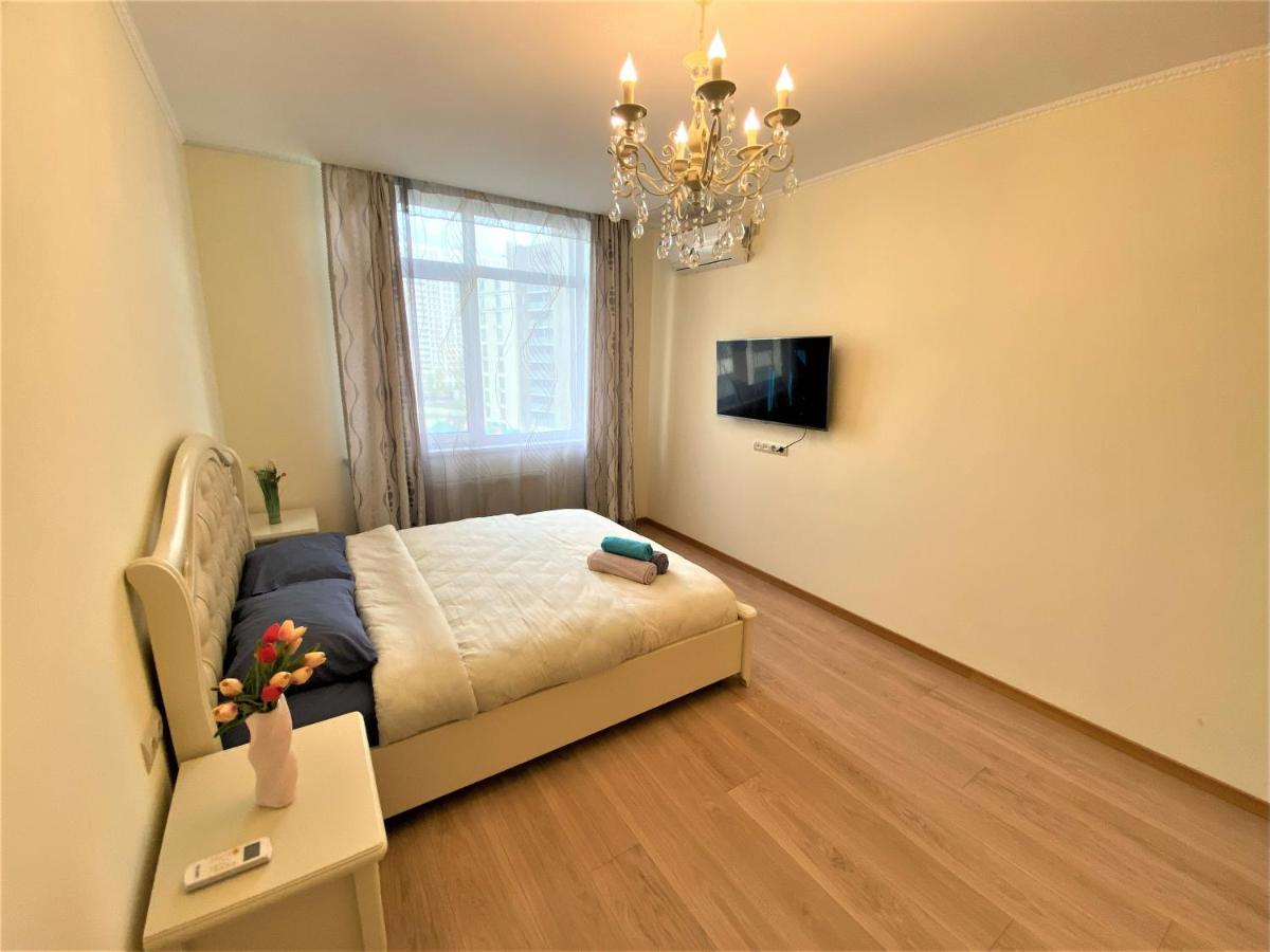 Flatservice Апартаменти В Сучасному Жк Parklend Kiev Exterior foto